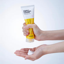 Load image into Gallery viewer, [MEDIHEAL] Vitamin C Pore Toning Cleanser (120ml)
