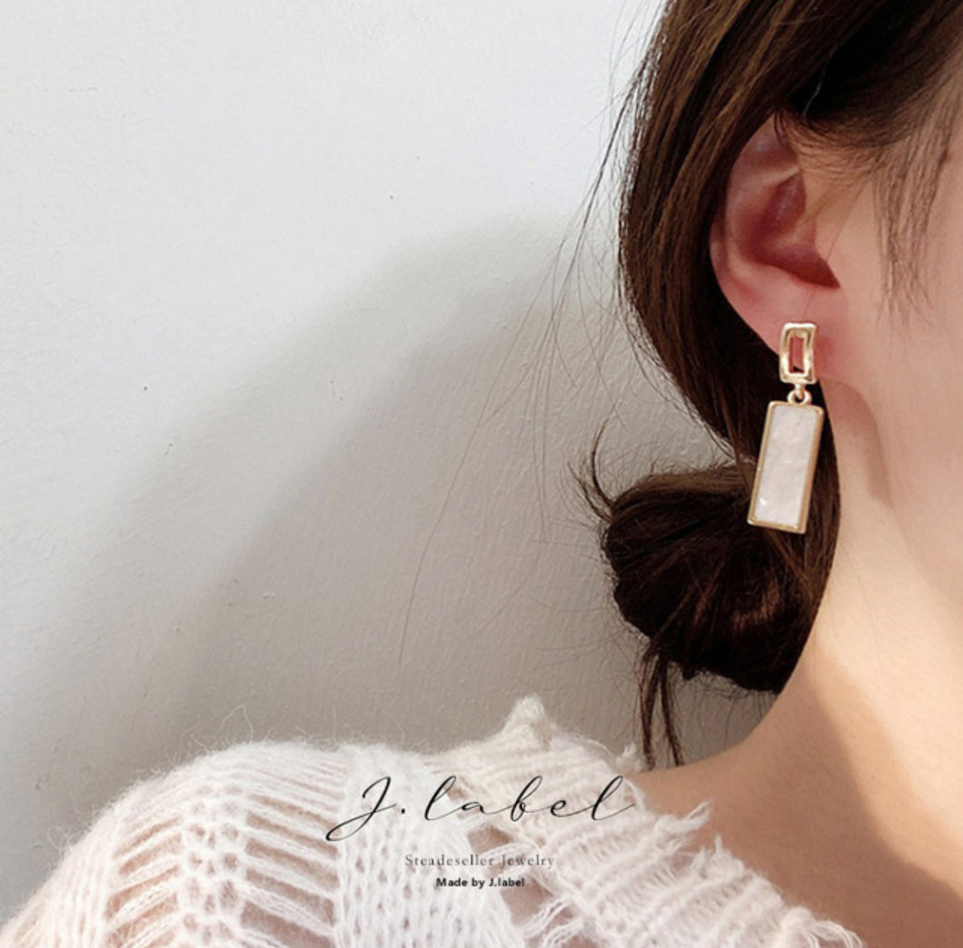 [Earrings]Square drop earrings 1x4.5cm