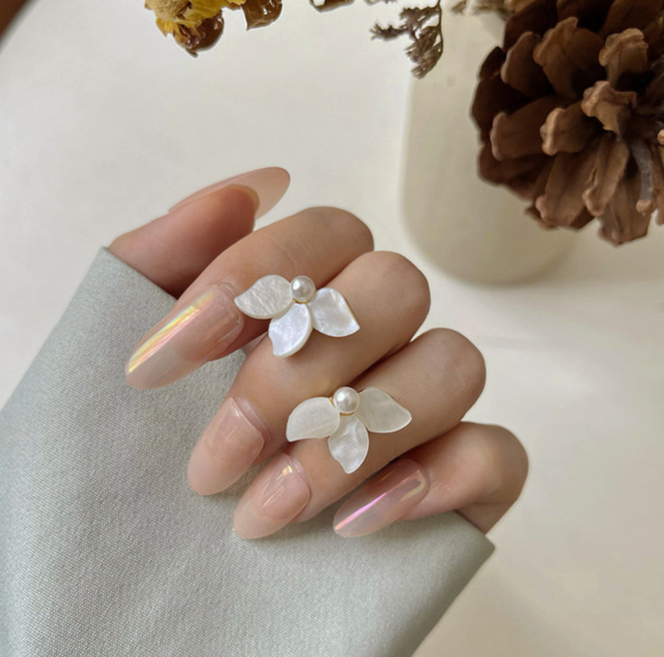 [Earrings]Half Flower Earrings (silver pin)1.3x2cm