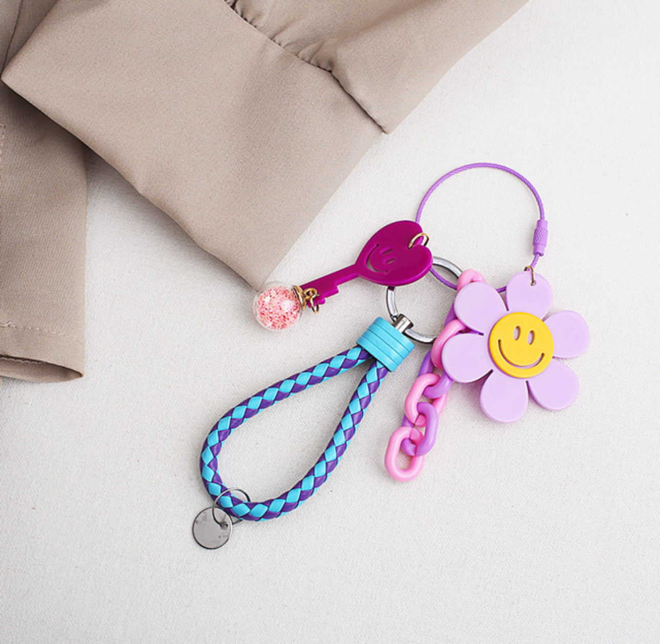 [Key Ring] Happy Day Leather Strap