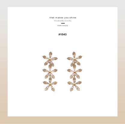 [Earrings] Triple Flower Earrings(Silver pin)1x4.2cm