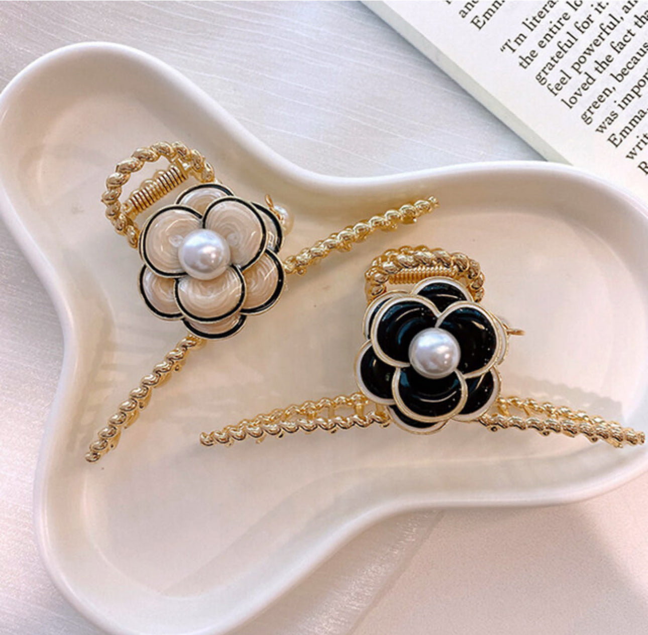 [Hair Claw] Camellia rope metal 11.5x4.5cm