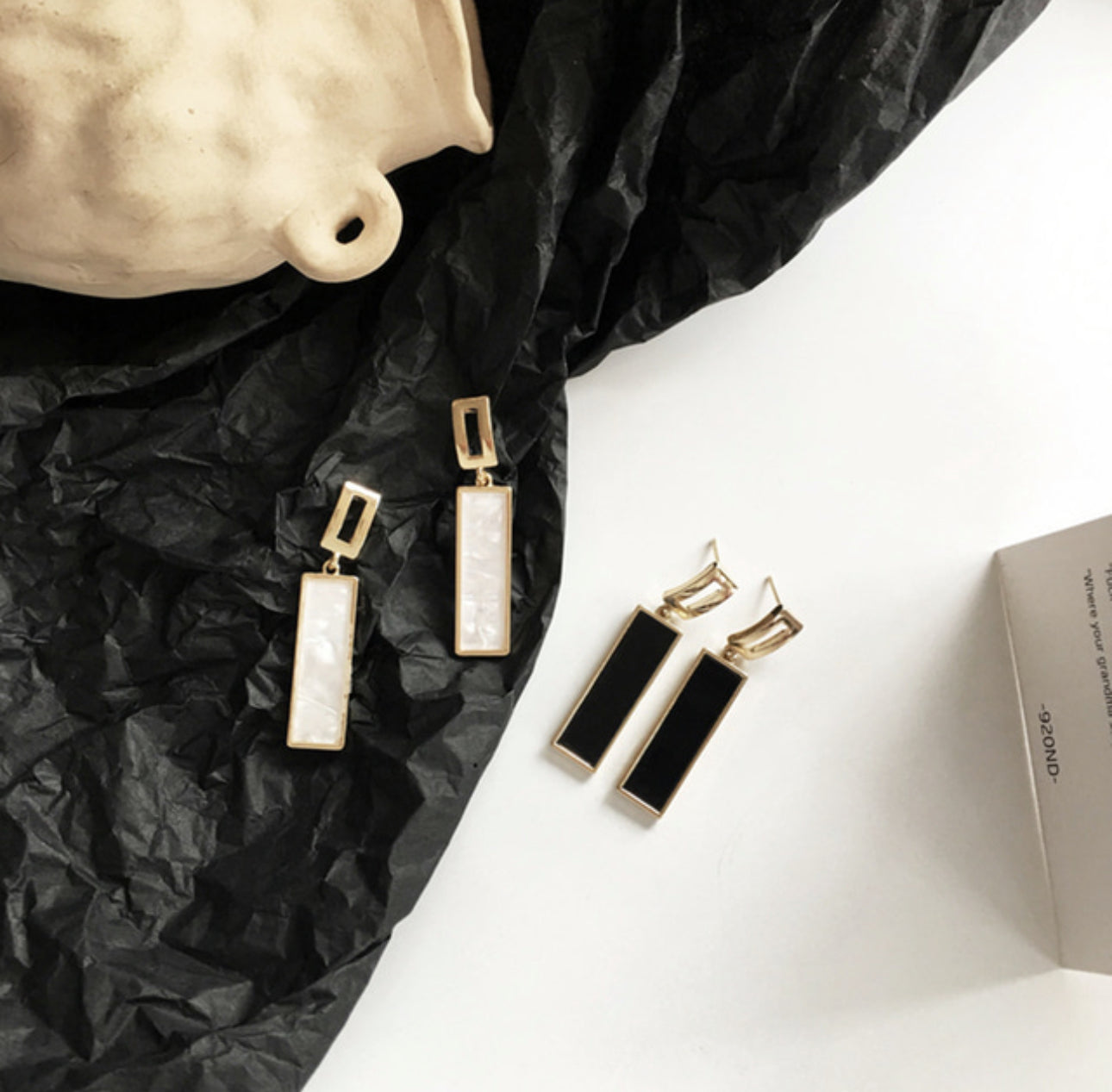 [Earrings]Square drop earrings 1x4.5cm