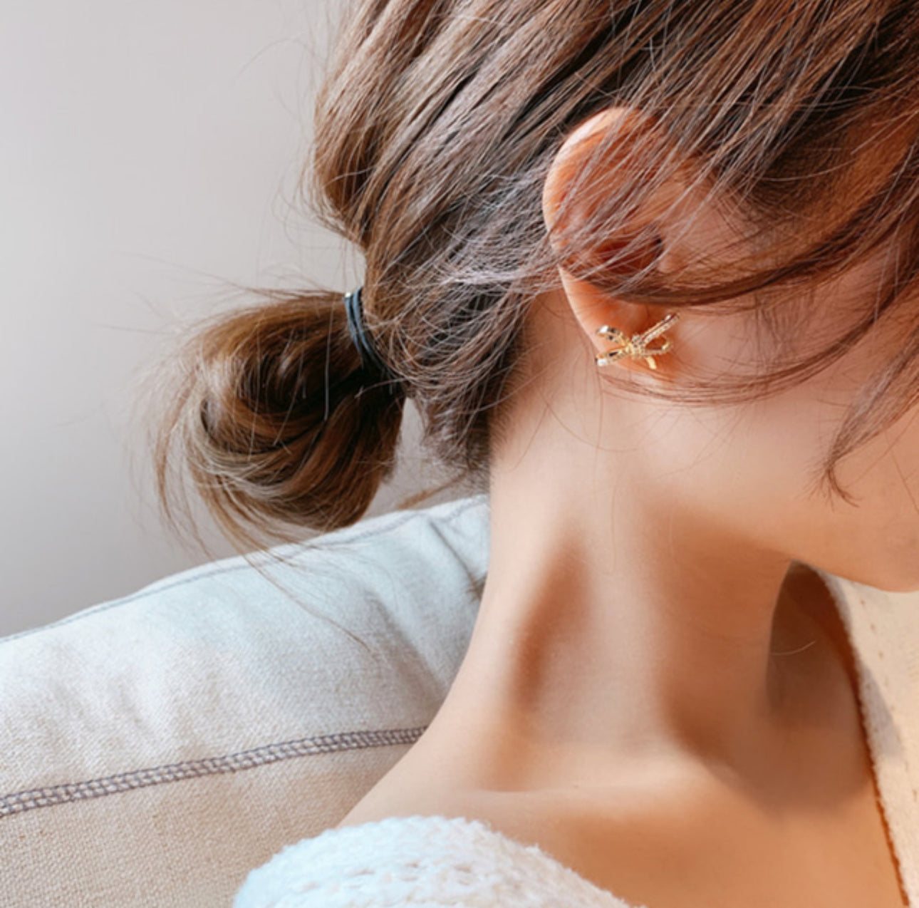 [Earrings]Double Ribbon (silver pin)2.2x1.5cm