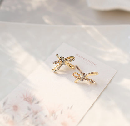 [Earrings]Double Ribbon (silver pin)2.2x1.5cm