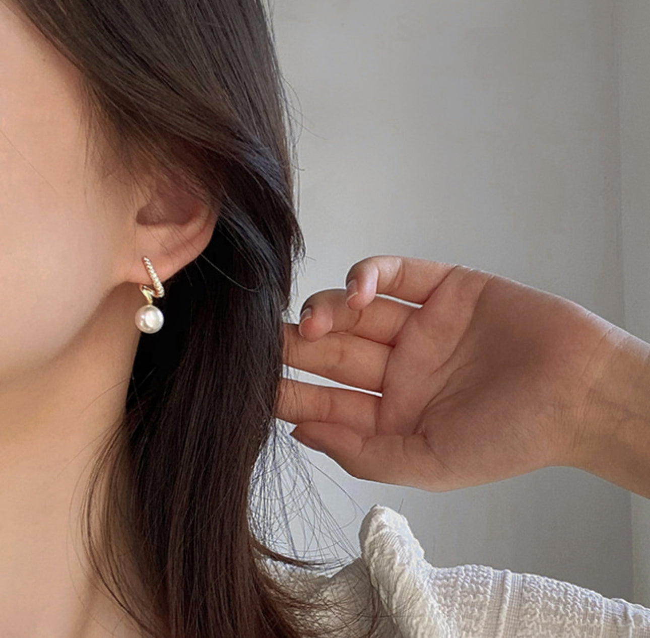 [Earrings] Pearl Curve Cubic Earrings(silver pin)0.9x2.3cm