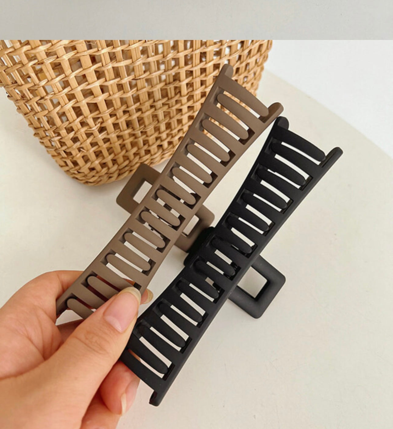 [Hair claw] Matte13x4.5cm