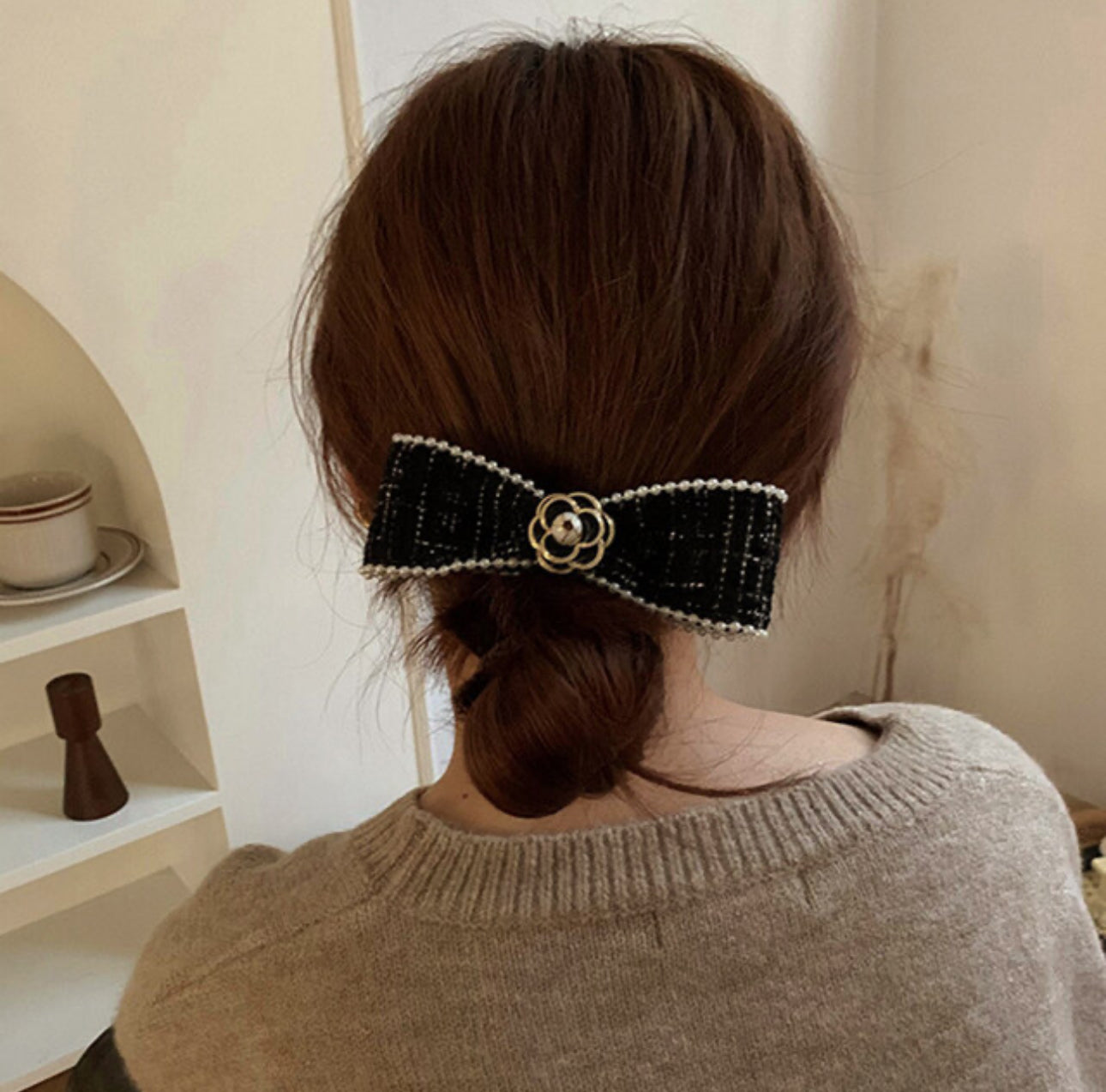 [Hair clip] Camellia Black Tweed