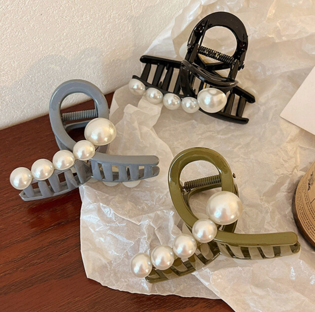 [Hair Claw] Half Pearl Twist 8x5cm