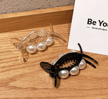 [Hair Claw] pearl bun style