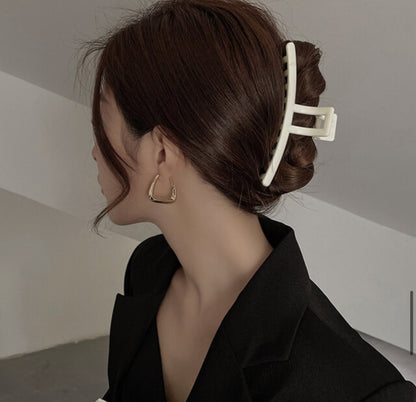 [Hair claw] Matte13x4.5cm