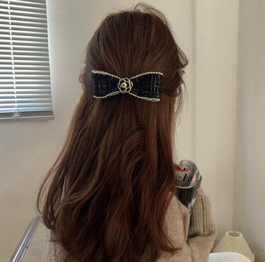 [Hair clip] Camellia Black Tweed