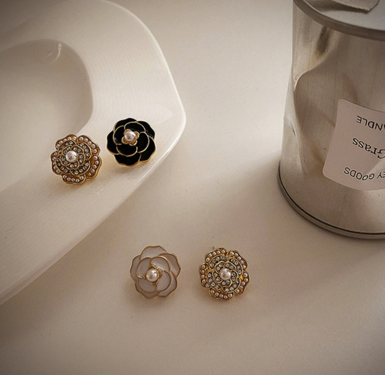 [Earrings]Bold Flower Earrings (silver pin) 1.8cm