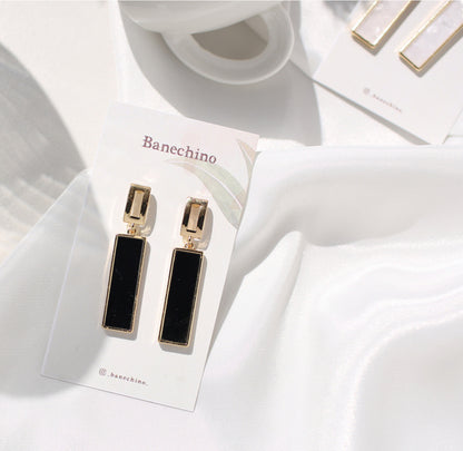 [Earrings]Square drop earrings 1x4.5cm