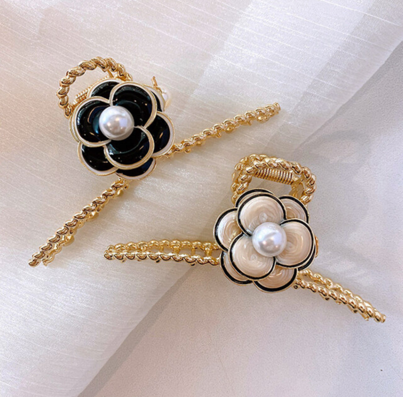 [Hair Claw] Camellia rope metal 11.5x4.5cm