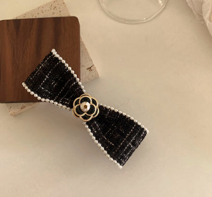 [Hair clip] Camellia Black Tweed