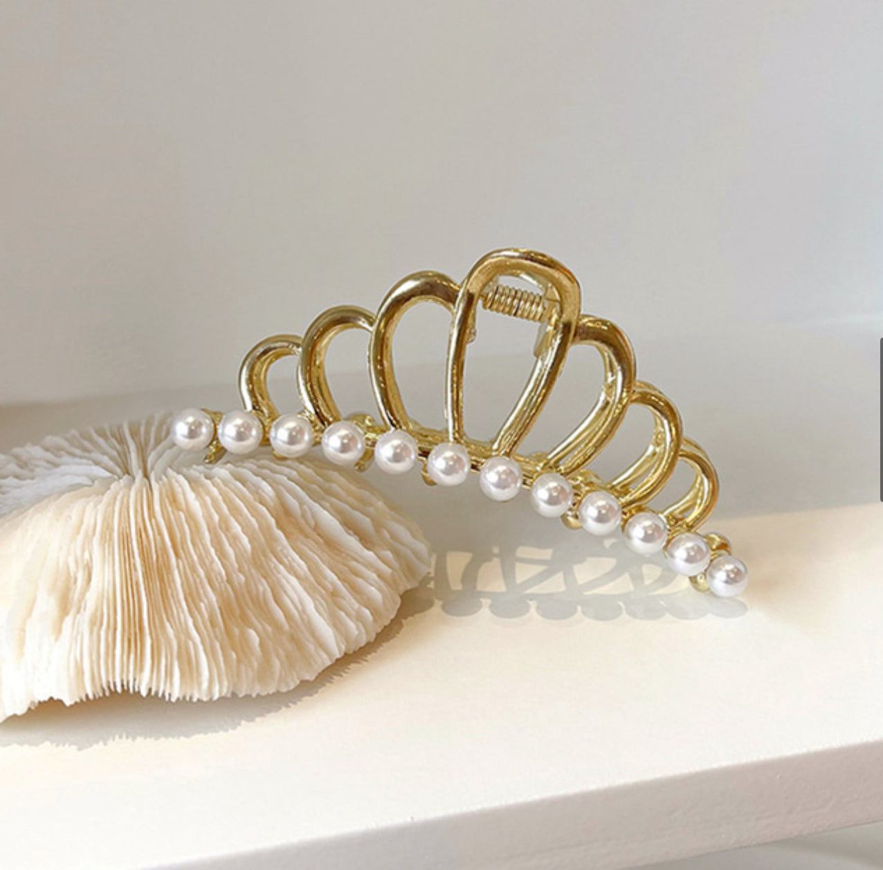 [Hair Claw] Metal Frame, Ribbon, Crown 9.5x3.8cm