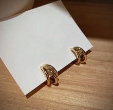 Load image into Gallery viewer, [Earrings]Triple Ring Earrings (silver pin)1.6cm
