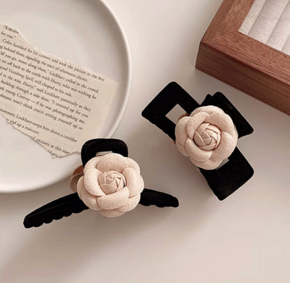 [Hair Claw]Camellia Velvet