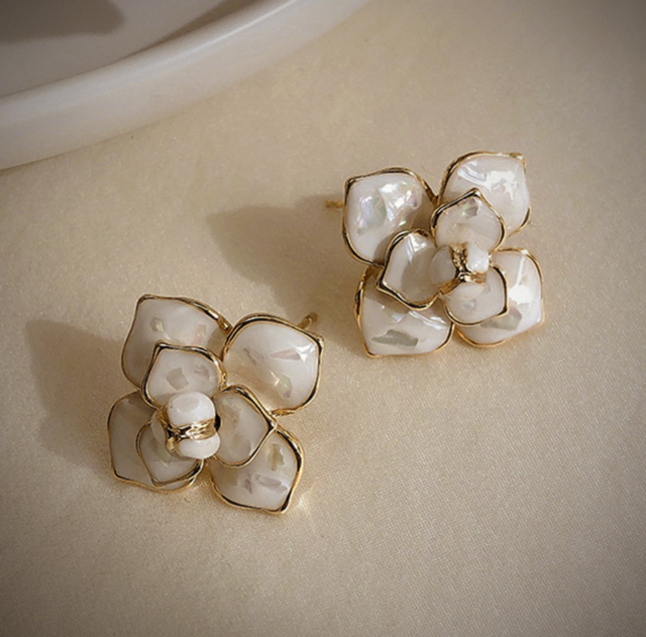 [Earrings]Flower Earrings(silver pin)2x2cm