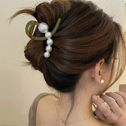 [Hair Claw] Half Pearl Twist 8x5cm