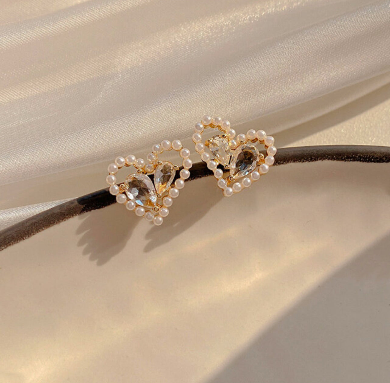 [Earrings]Heart Earrings (silver pin)1.2x1.3cm