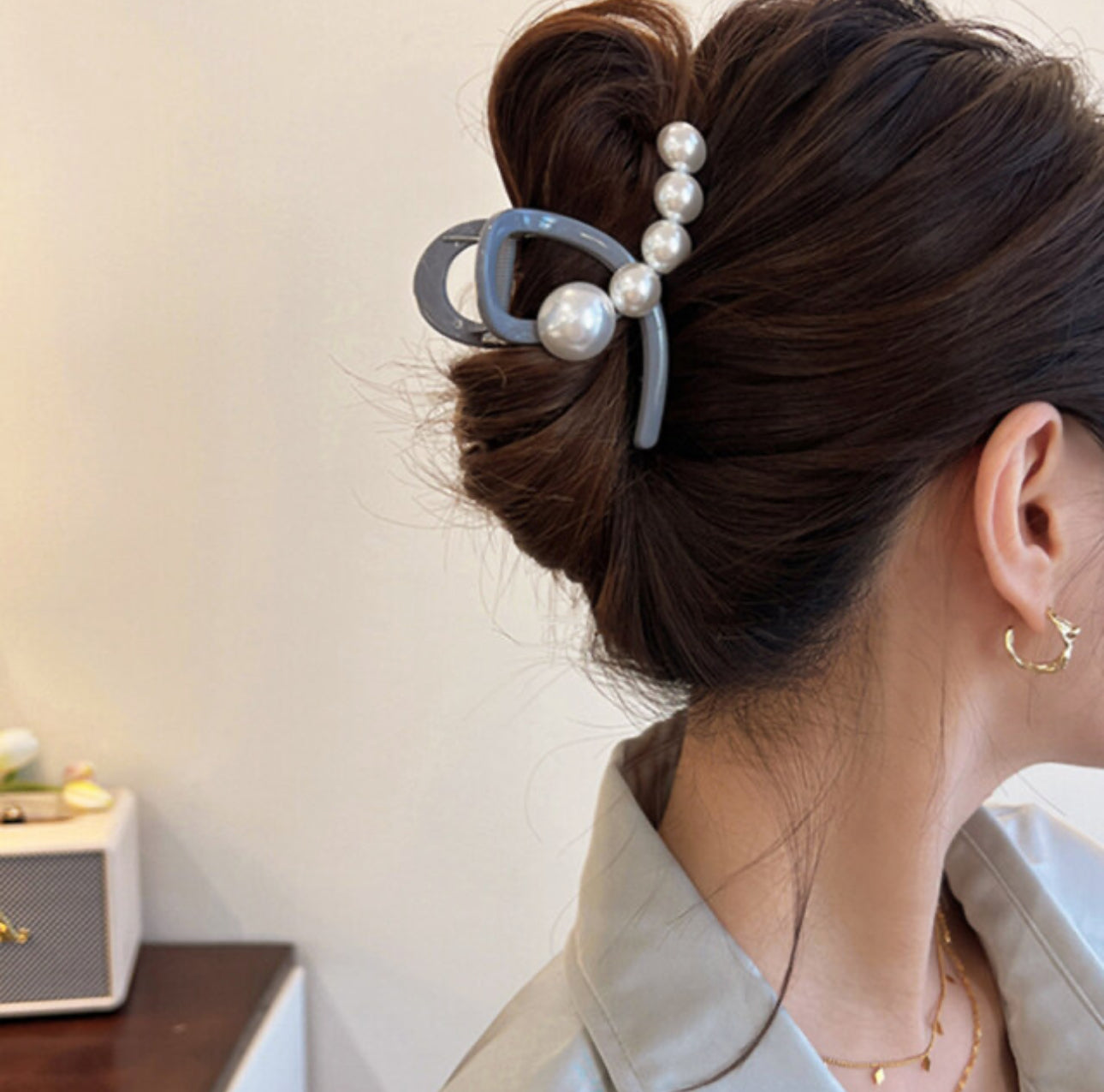 [Hair Claw] Half Pearl Twist 8x5cm