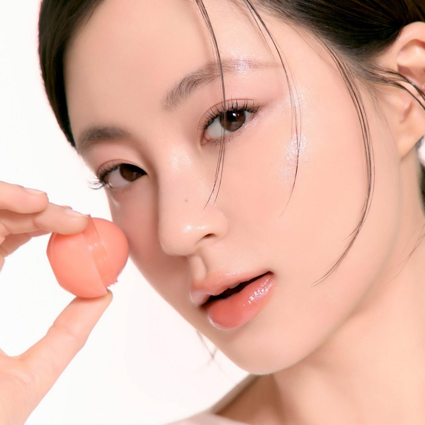 Juicy Roll Cheek – 04 Apricot Beige (8.4g)
