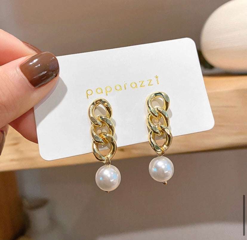 [Earrings] Pearl Chain Drop